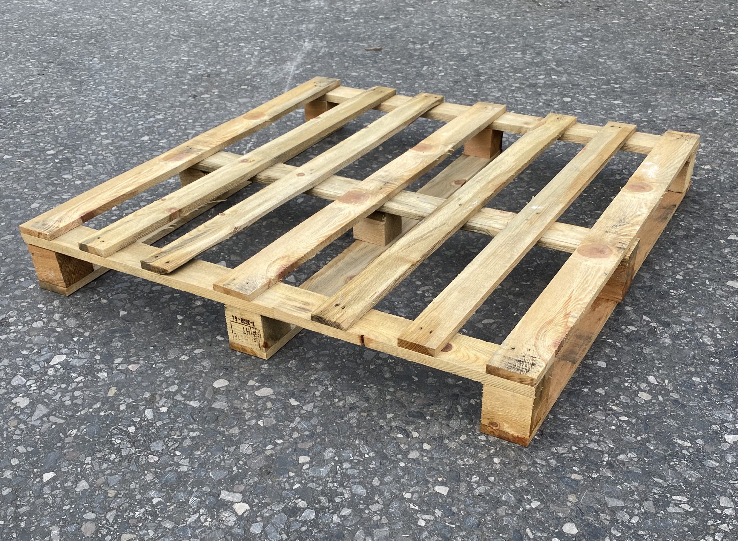 Used Wooden Pallet