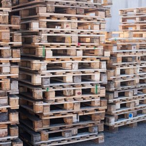 What to Do with Old Pallets: Recycling, Selling, or Reusing?